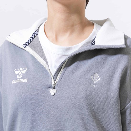 hummel PLAYコラボスウェットハーフジップトップ