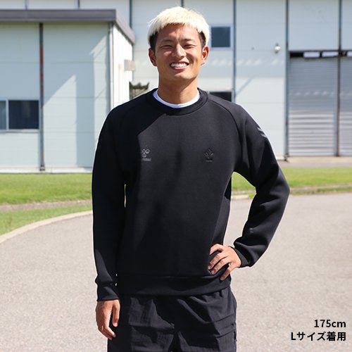 hummel PLAYコラボスウェットクルーネック