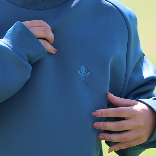 hummel PLAYコラボスウェットクルーネック