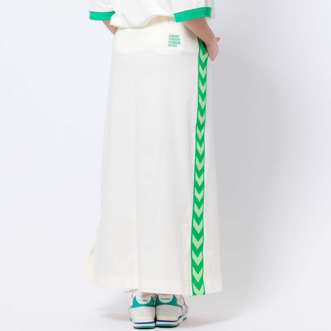 hummel PLAY トラックスカート(LADIES)